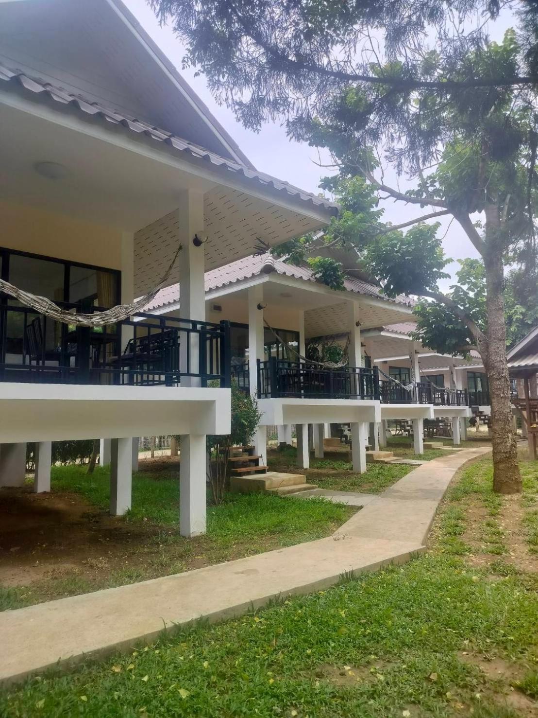 Hotel Family Hut Pai Exterior foto