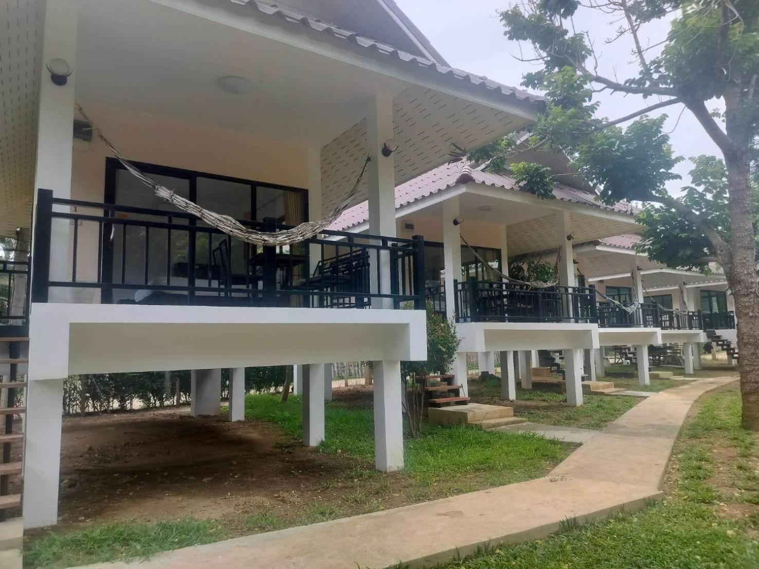 Hotel Family Hut Pai Exterior foto